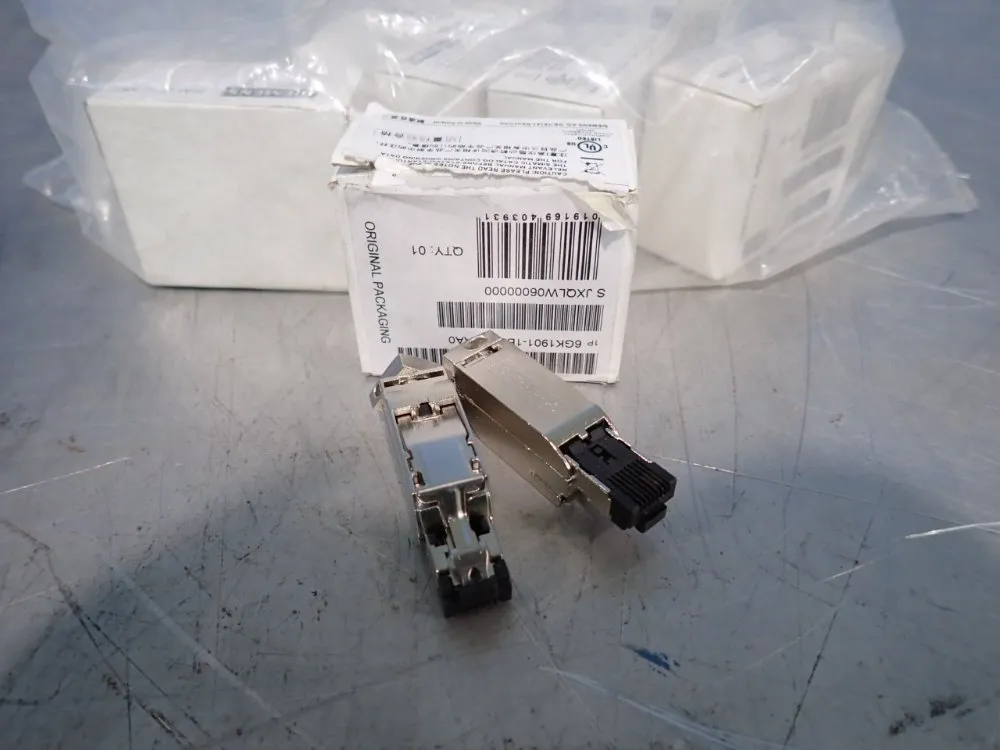 Siemens Lot Of 9 Accessory Cabling Kit - 6gk1901-1bb10-2aa0