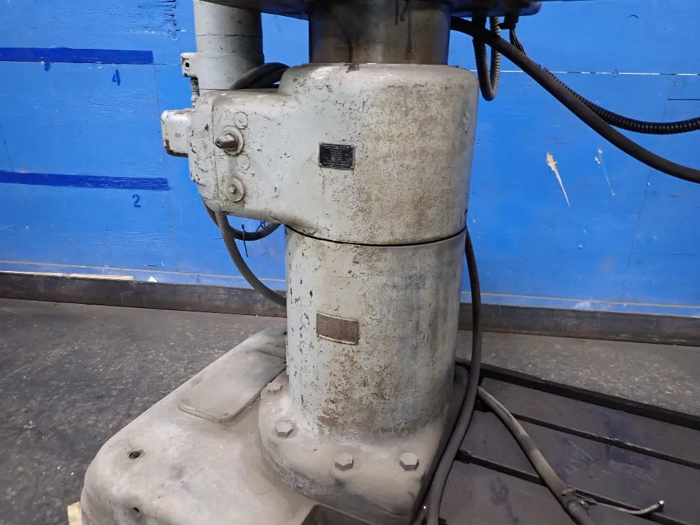 American 11" X 4' Radial Arm Drill - Hole Wizard