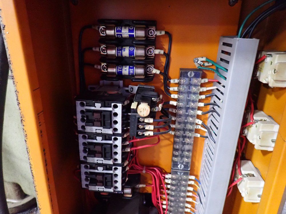 Willis-microcut 50" X 10" Vertical Mill - 1050