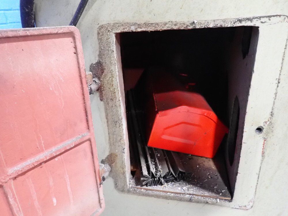 Willis-microcut 50" X 10" Vertical Mill - 1050