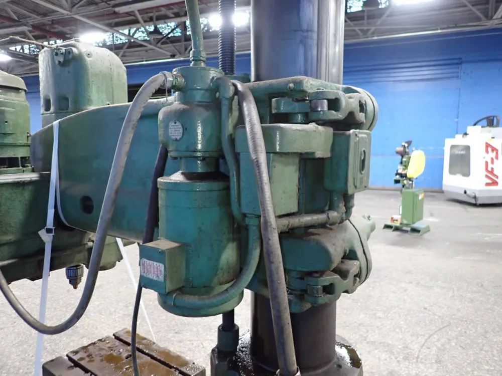 Carlton 4' X 9" Radial Arm Drill