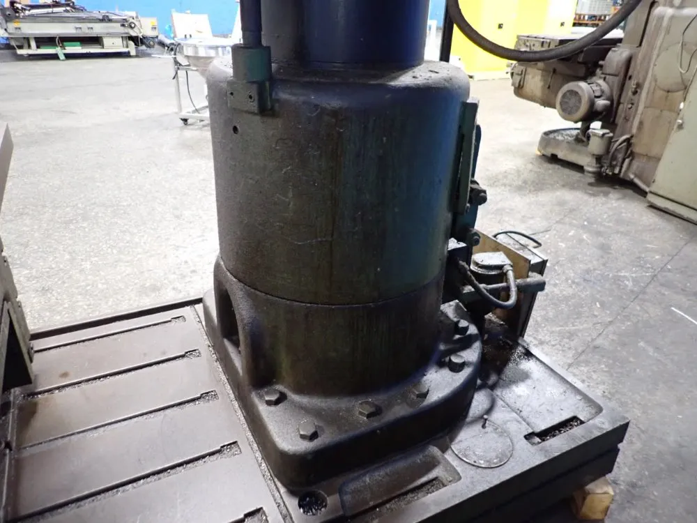 Carlton 6' X 17" Radial Arm Drill