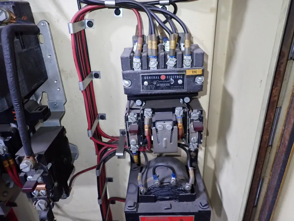 Cincinnati 18" X 72" Vertical Mill - No.3