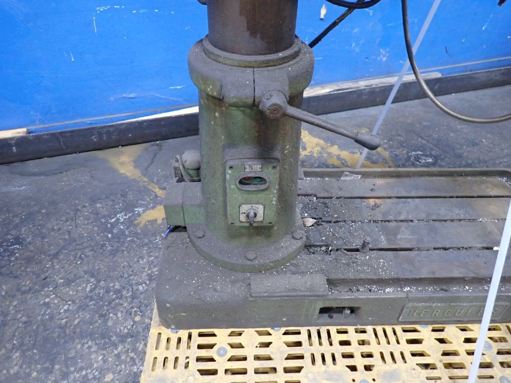 Hercules 8" X 31" Radial Arm Drill