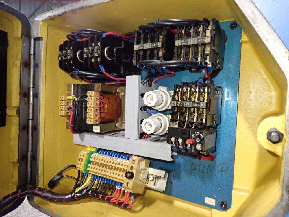 Hercules 8" X 31" Radial Arm Drill