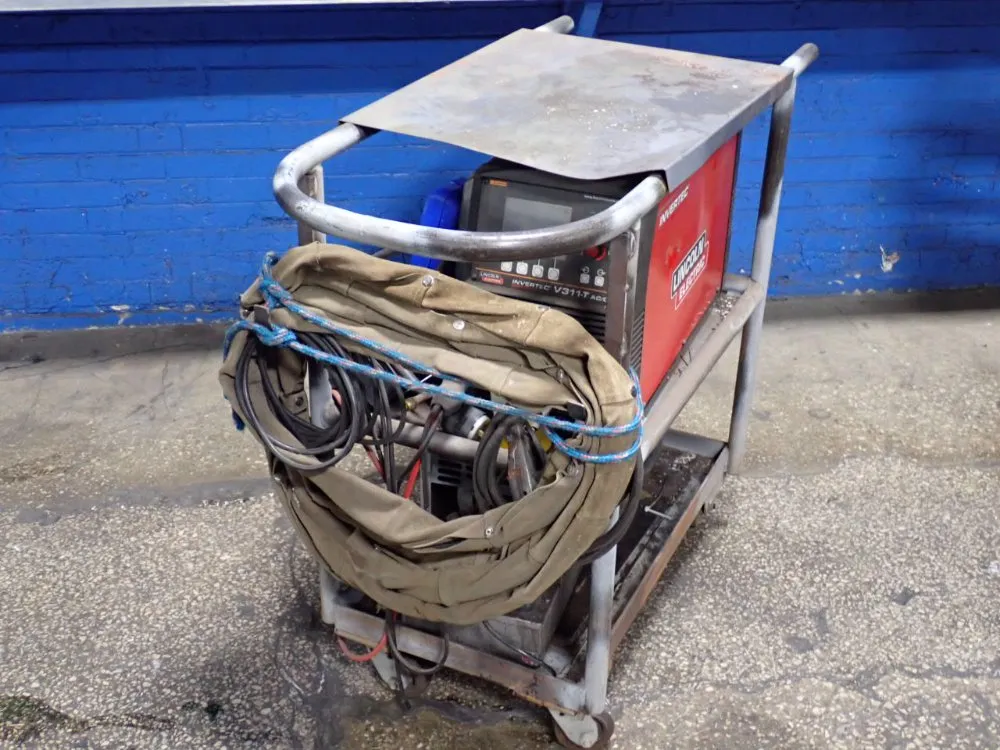 Lincoln Electric 310 Amps Welder - Invertec V311-t Ac/dc