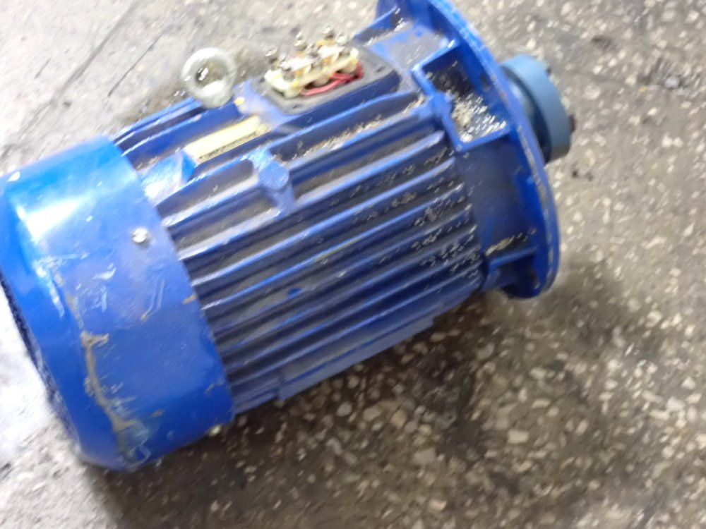 Cantoni 7.5 Kw Motor - Sk6 132 M4