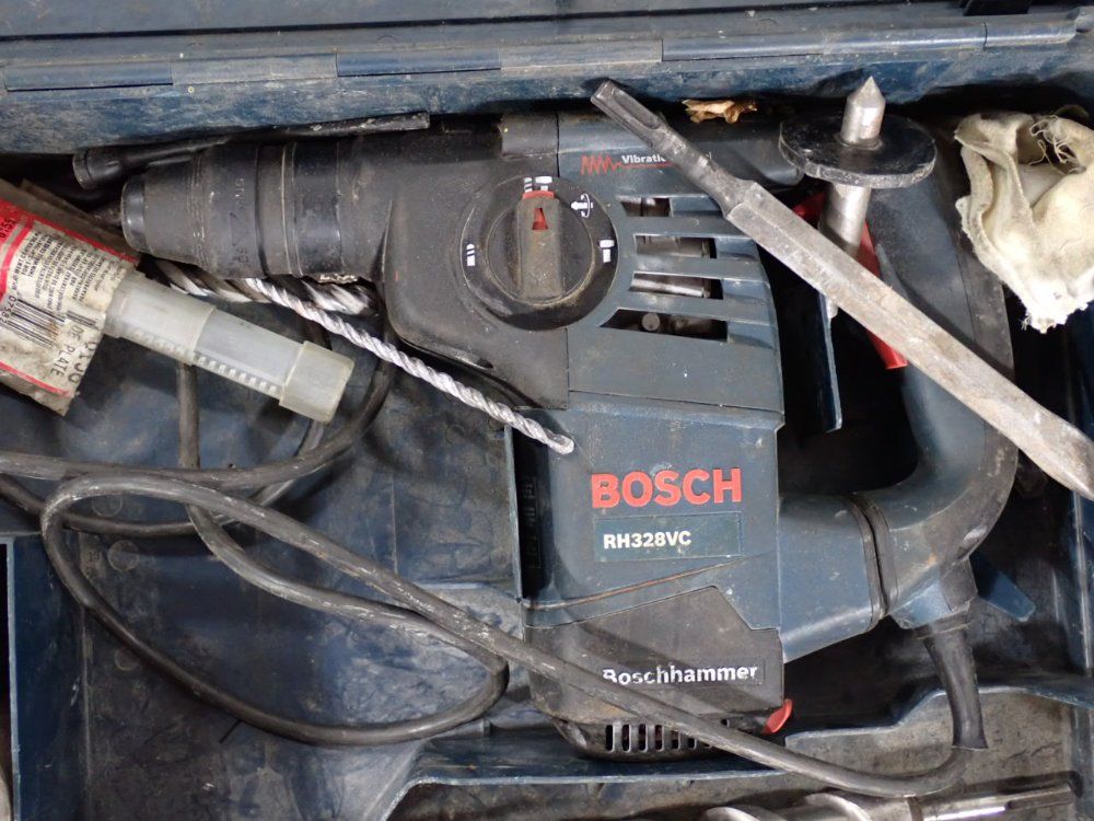 Bosch 8 Amp Hammer Drill - Rh328vc