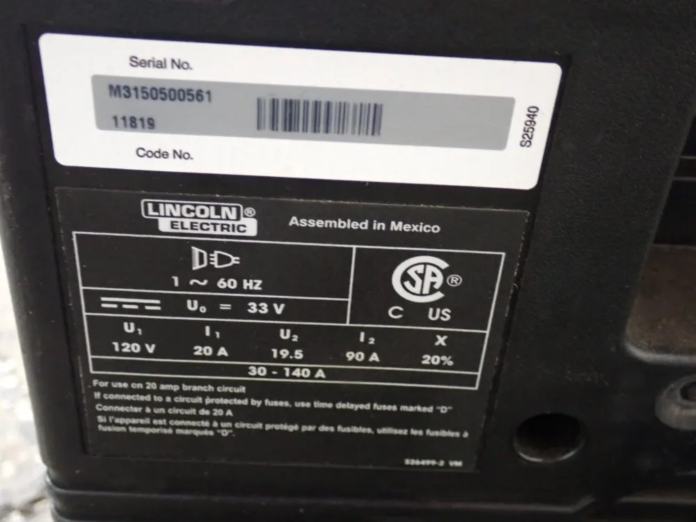 Lincoln Electric 140 Amp Welder - Power Mig 140c