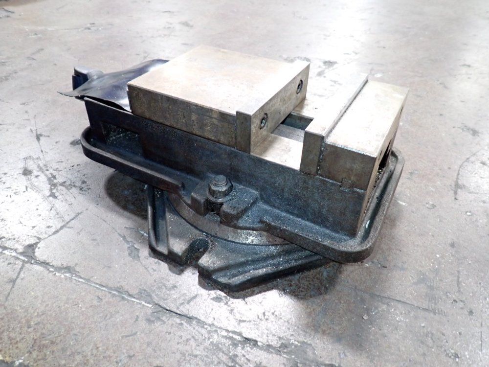 Vertex 6" Vise