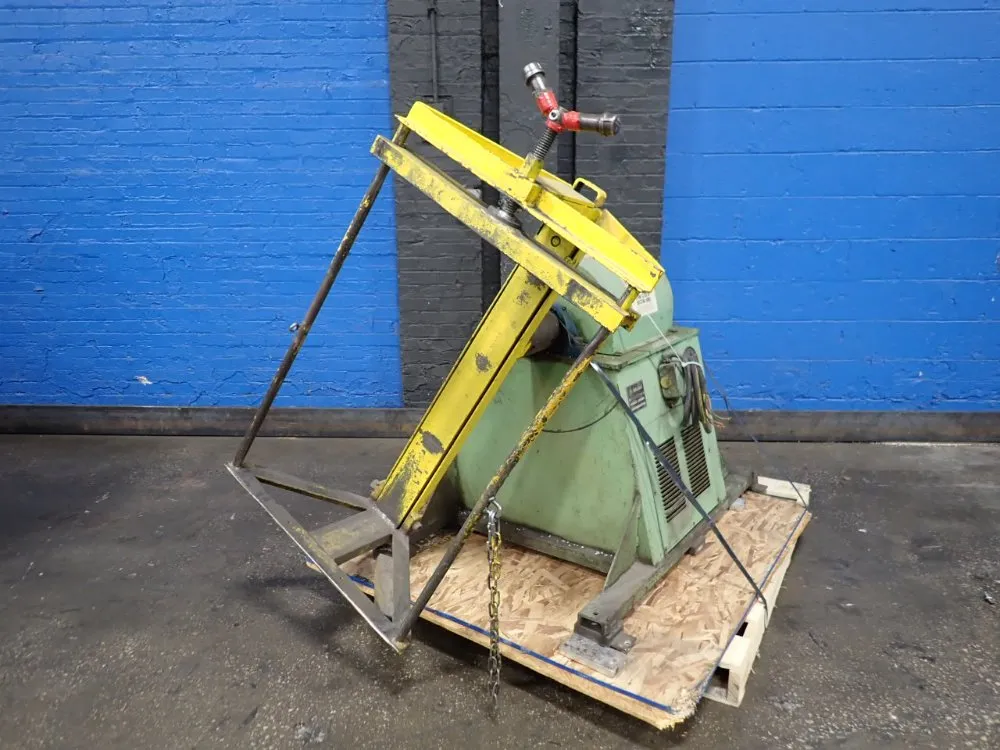 Ball & Jewell Plastic Pallet Mixer - D.d.d.t.