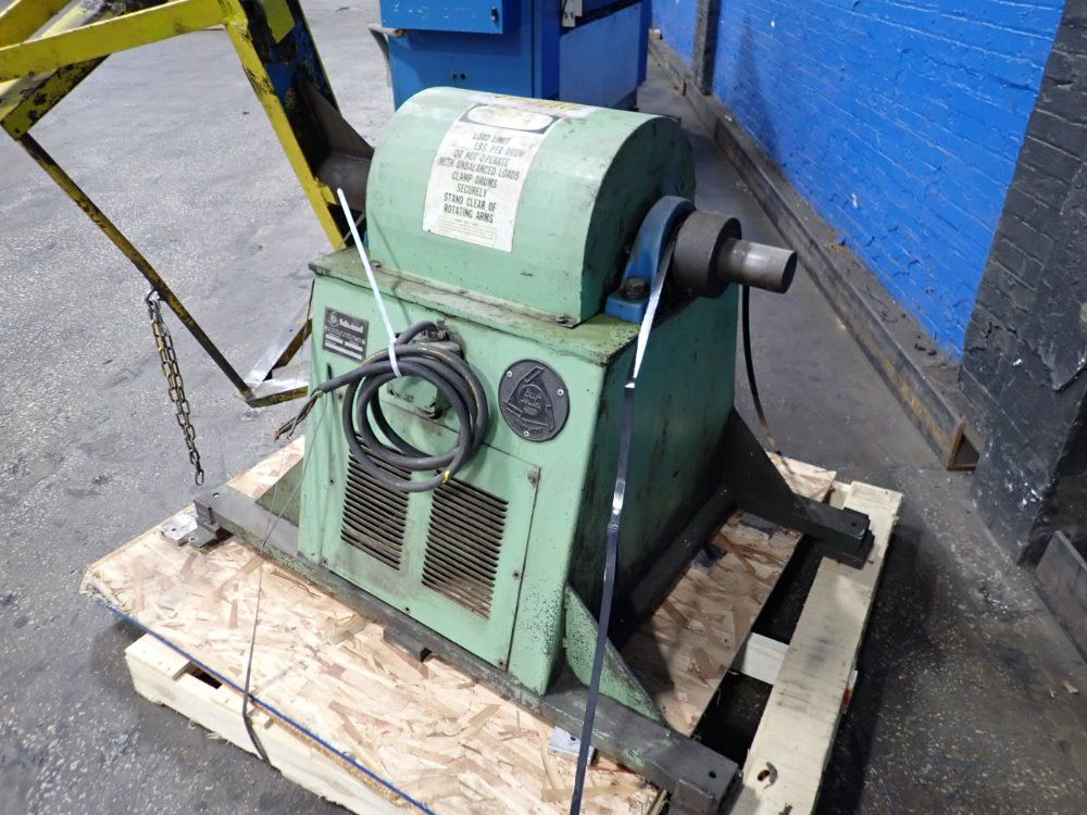 Ball & Jewell Plastic Pallet Mixer - D.d.d.t.