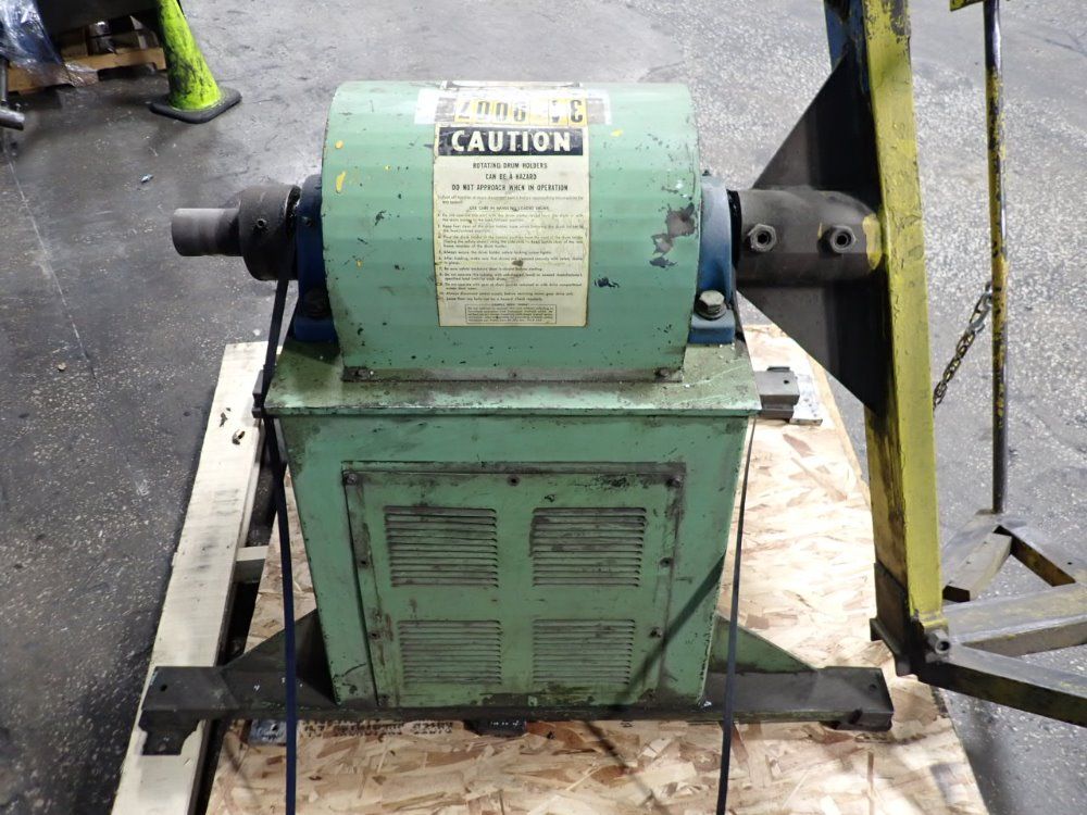 Ball & Jewell Plastic Pallet Mixer - D.d.d.t.