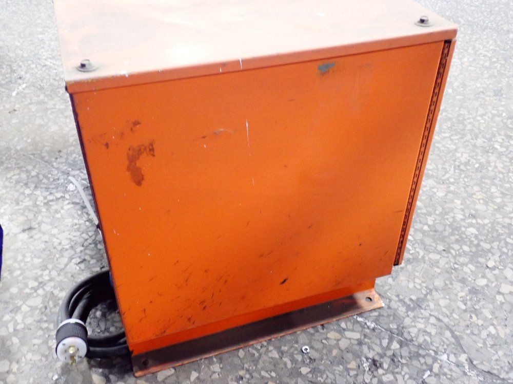 C & D 24 V Battery Charger - Fr12hzk135g