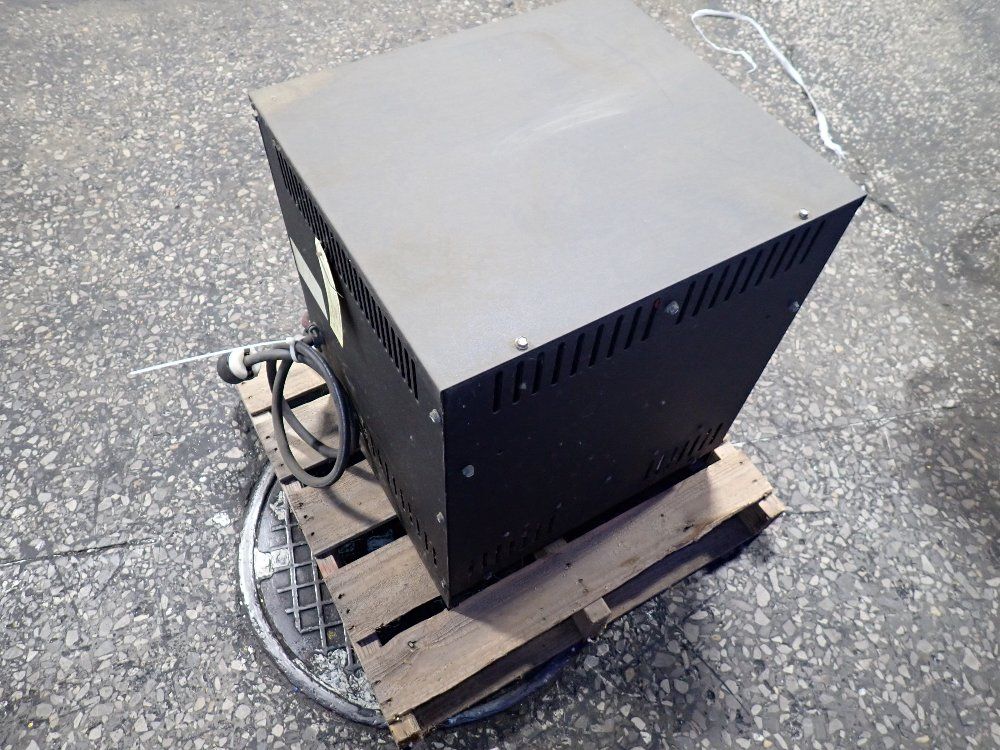 Power Pro 36 V / 601-750 Ah Battery Charger - 18-750fr100t