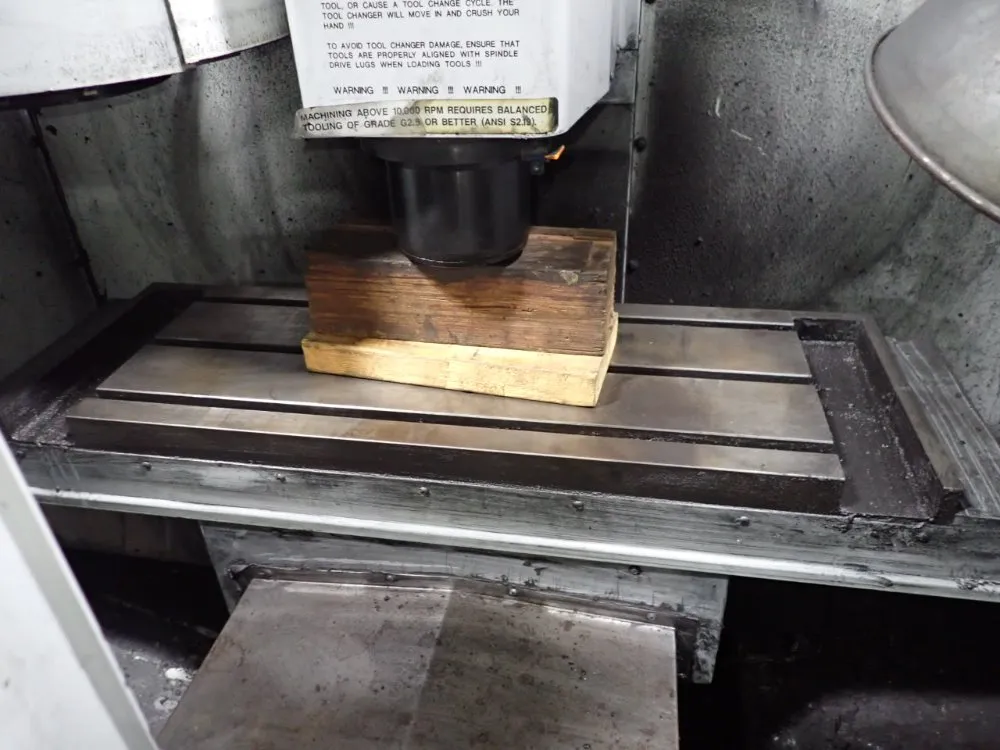 Haas 12" X 28 3/4" Cnc Vmc - Sminimill