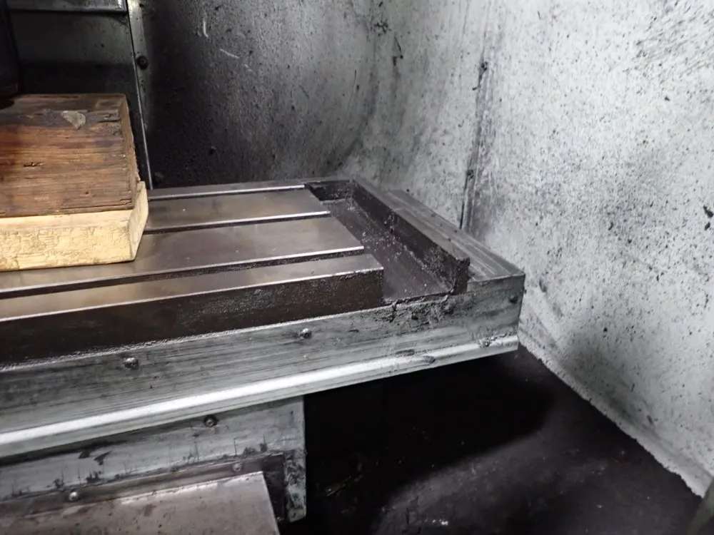 Haas 12" X 28 3/4" Cnc Vmc - Sminimill