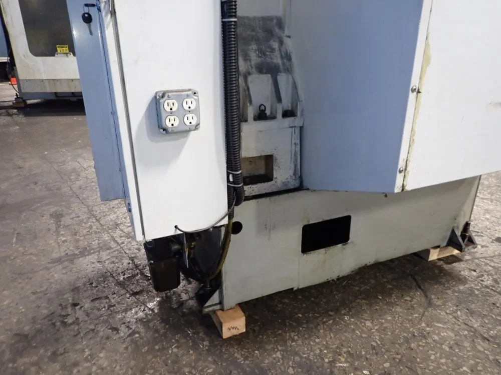 Haas 12" X 28 3/4" Cnc Vmc - Sminimill