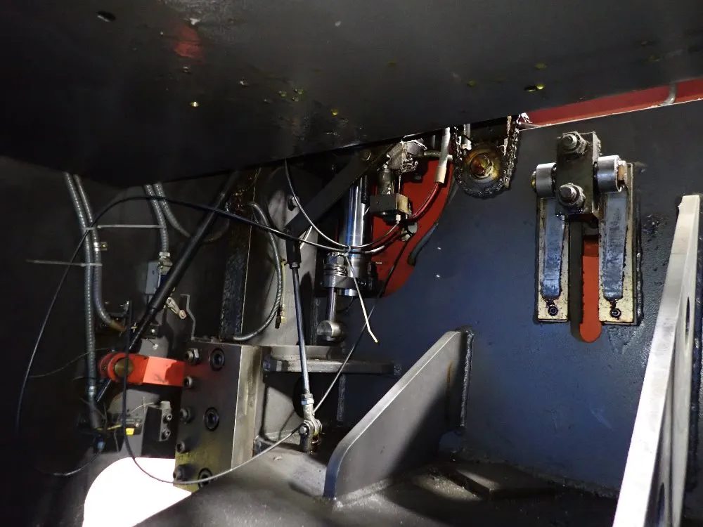 Amada .51" X 120.02" Shear - H-3013