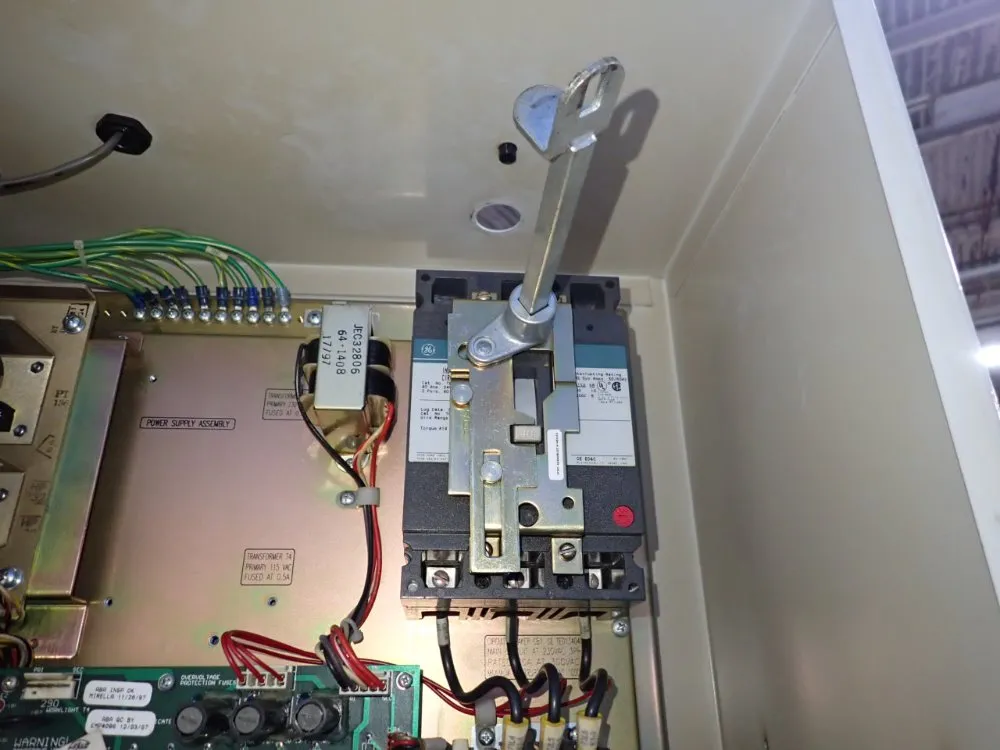 Haas 18" X 48" Cnc Vmc - Vf3