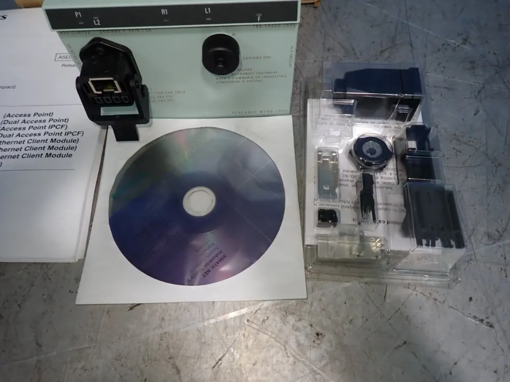 Siemens Programmable Logic Controller - 6gk5788-1aa60-2ab0