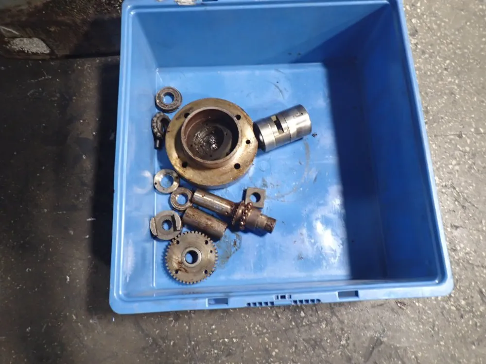 Cincinati 46" X 10" Vertical Mill - 202-10 H.v.