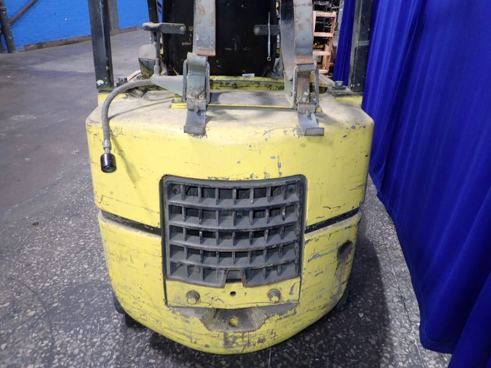 Hyster 4900 Lbs Propane Forklift - S50e