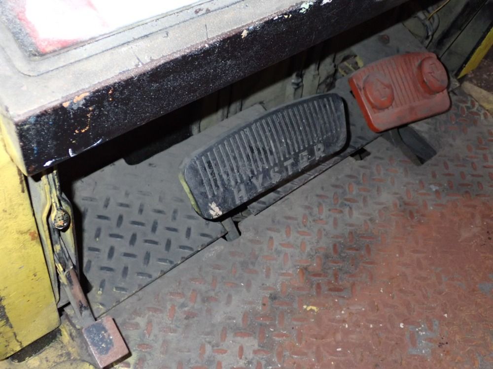 Hyster 4900 Lbs Propane Forklift - S50e