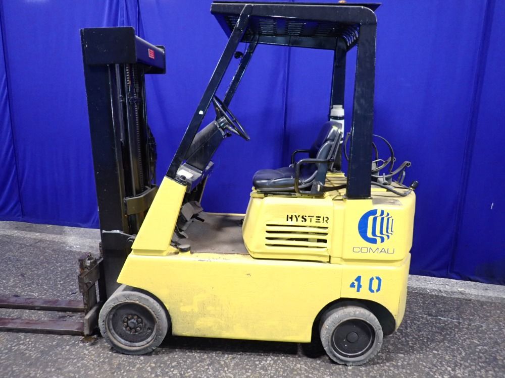 Hyster 5400 Lbs Propane Forklift - S50e