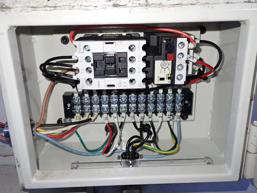 Chevalier 16" X 40" Surface Grinder - Smart-b1640iii