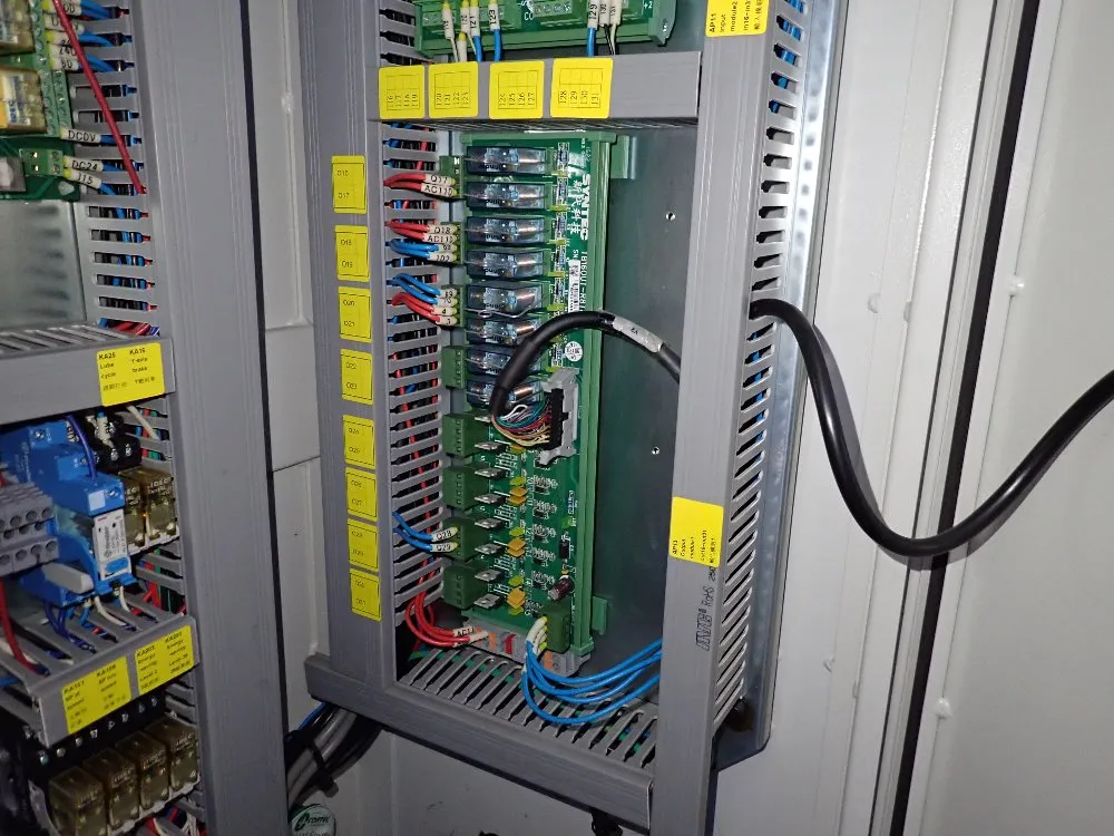 Chevalier 16" X 40" Surface Grinder - Smart-b1640iii