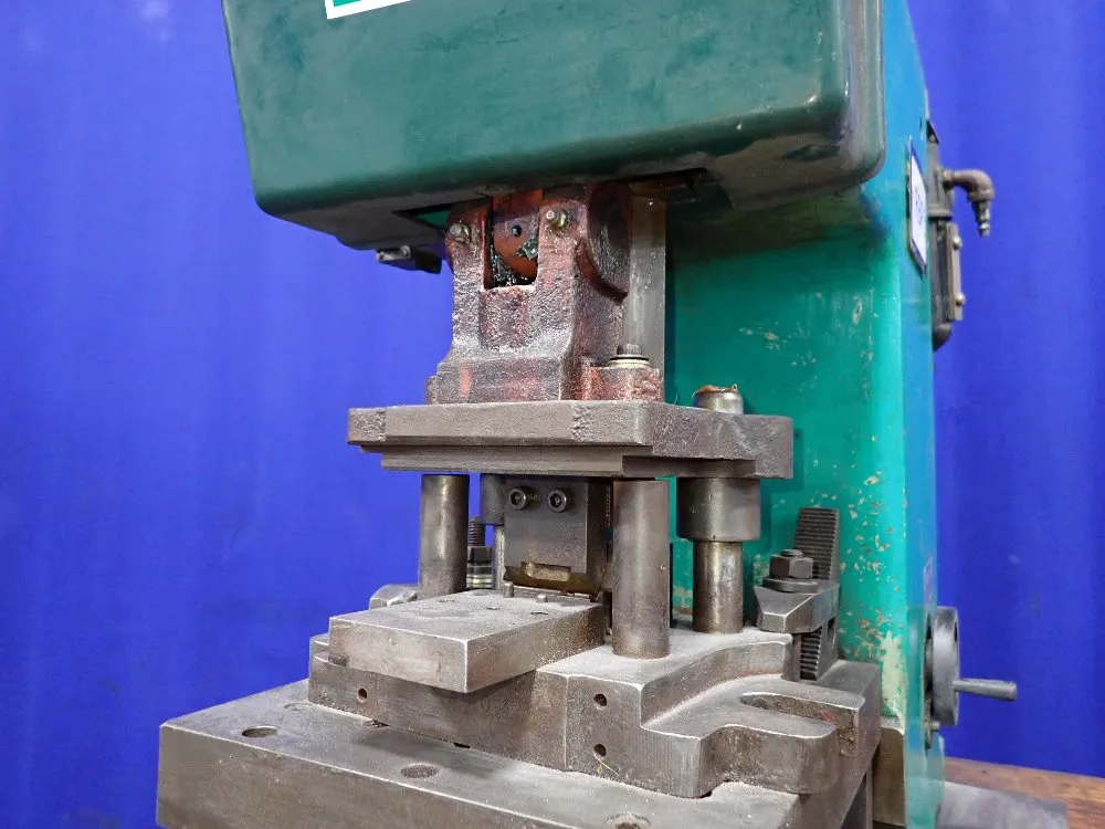 Milford / Rmt Riveter / Press - S-63