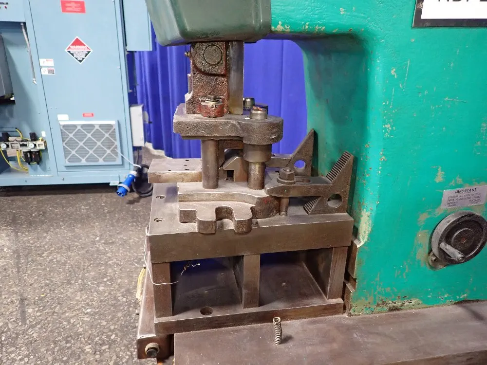 Milford / Rmt Riveter / Press - S-63