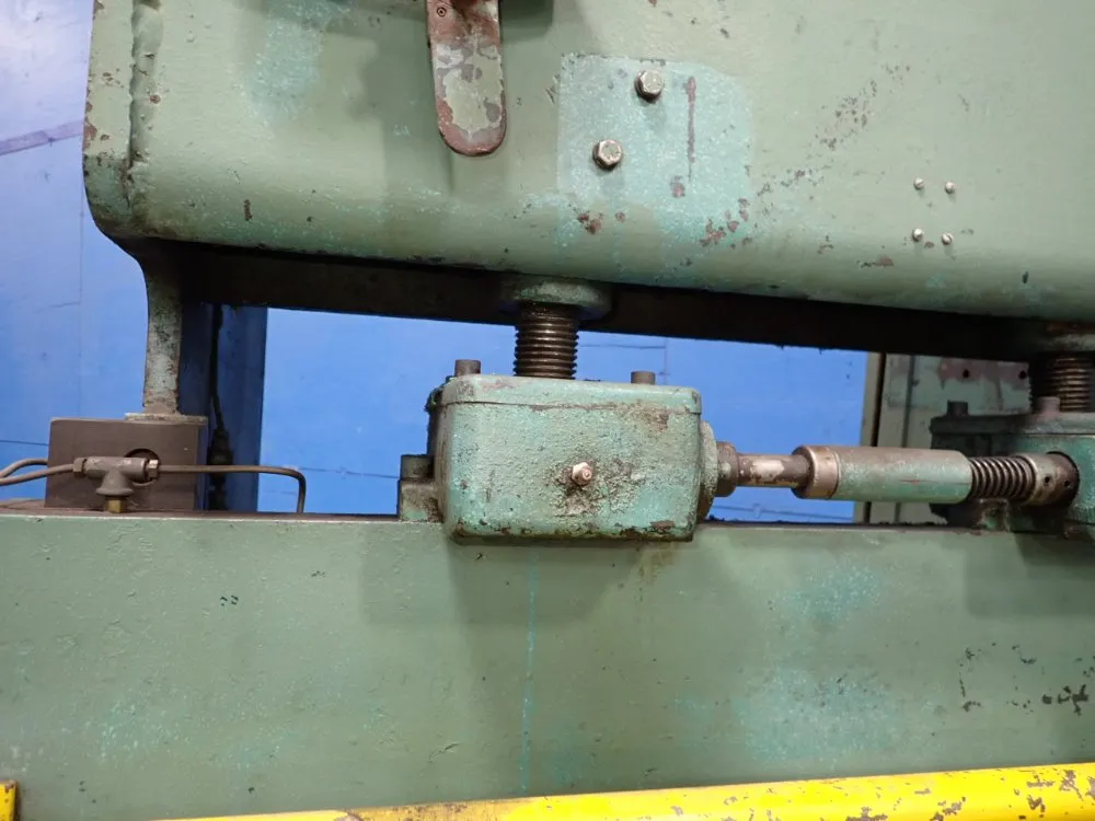Wysong 48" Press Brake - 1548
