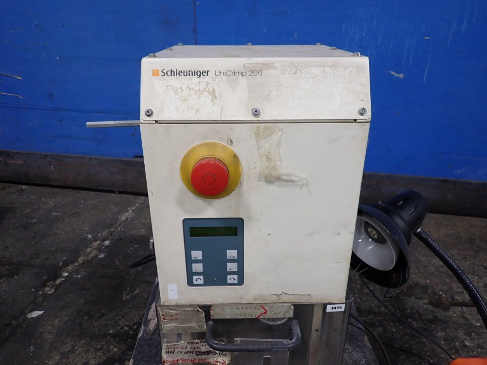 Schleuniger Crimper - Uc200