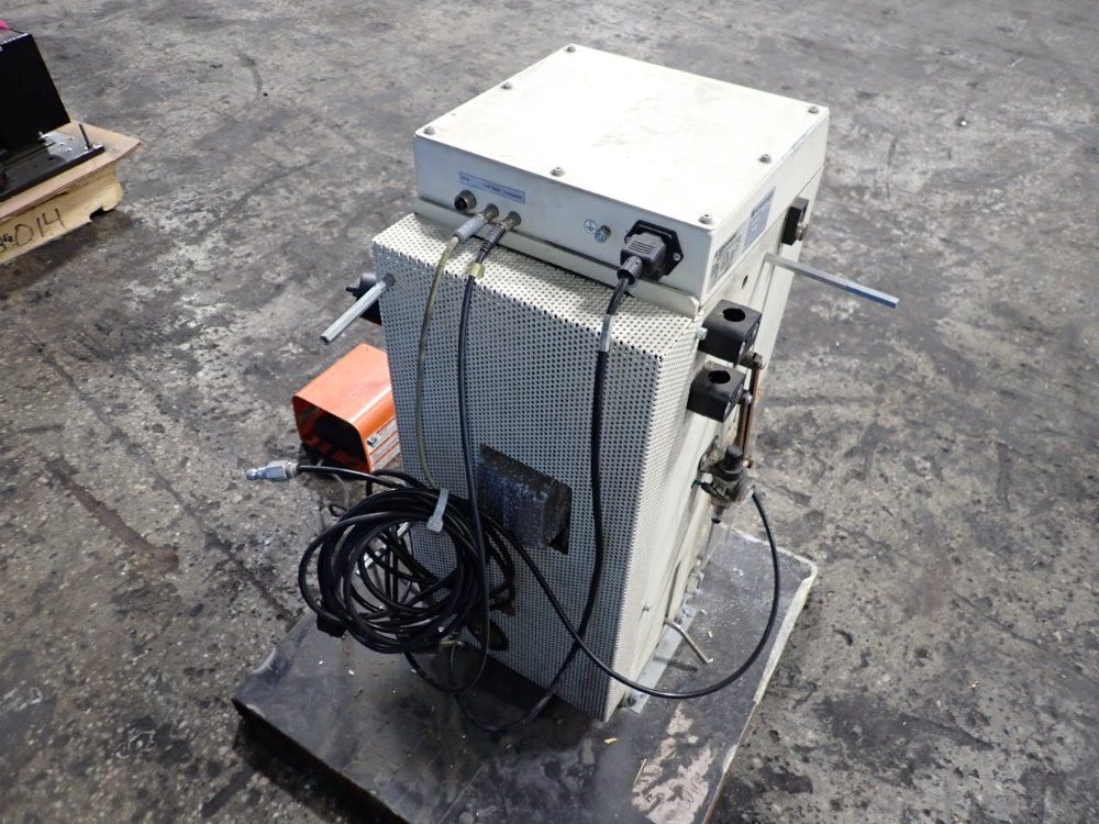 Schleuniger Crimper - Uc200