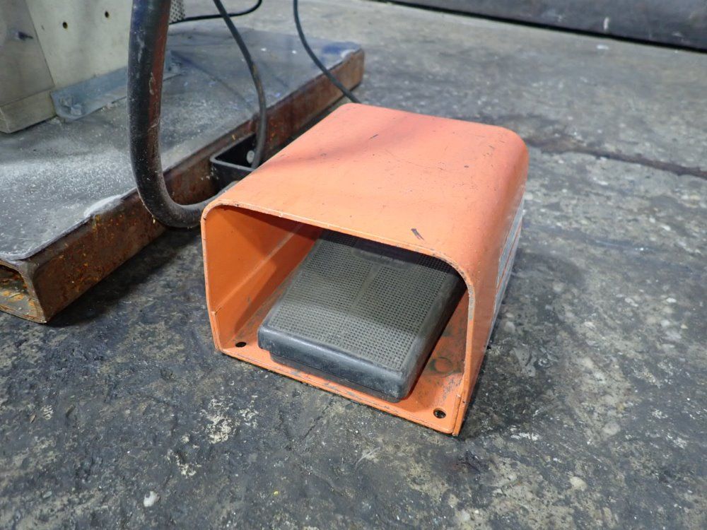 Schleuniger Crimper - Uc200