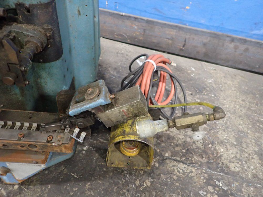 Amp Crimper - 565435-5