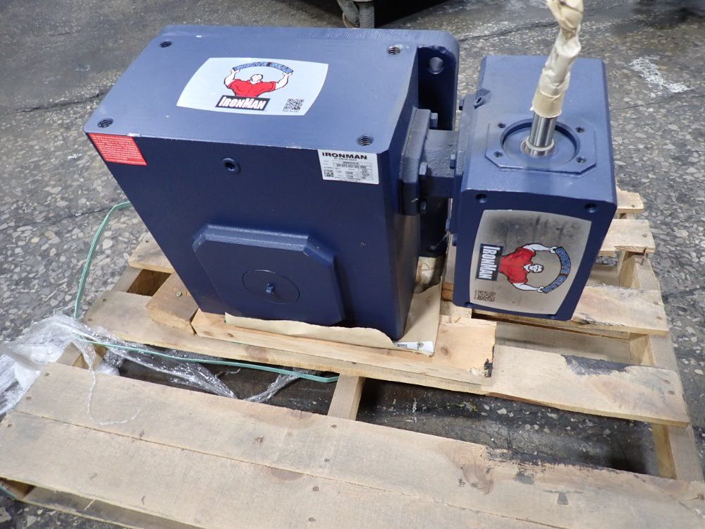 Grove Gear 500:1 Ratio Gear Reducer - Gr-dfe-852-500-rr6