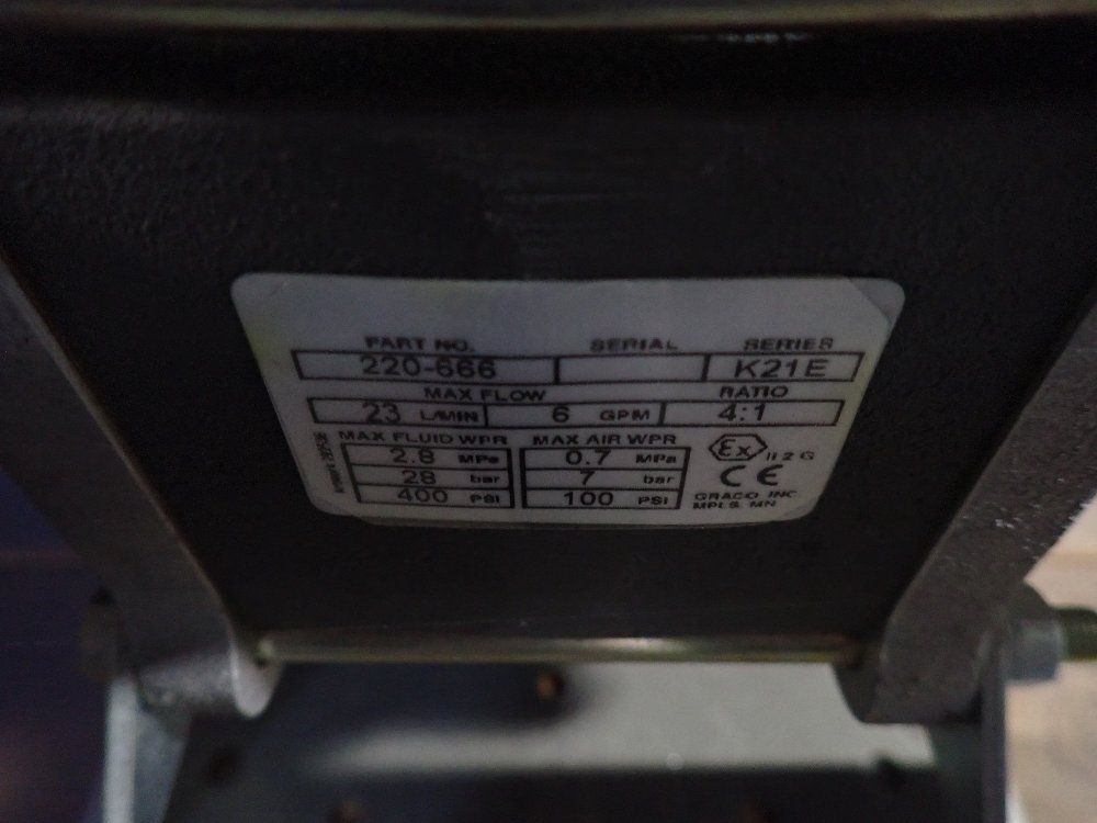 Graco 400 Psi Bellows Pump - 220-666