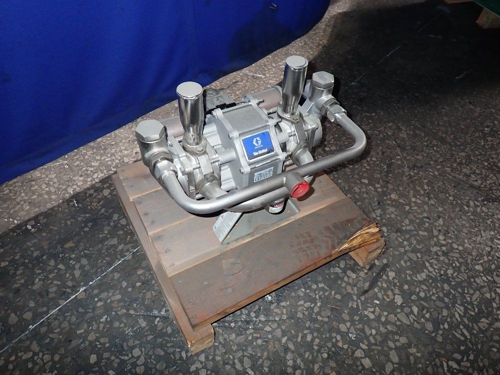Graco 400 Psi Bellows Pump - 220-666