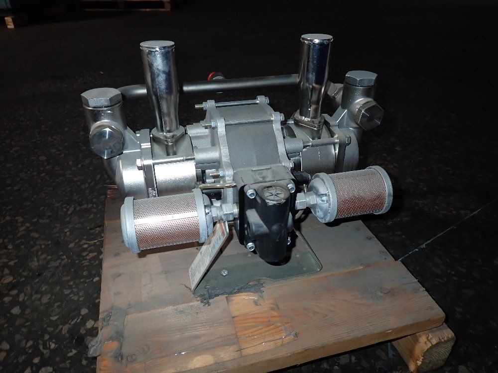 Graco 400 Psi Bellows Pump - 220-666