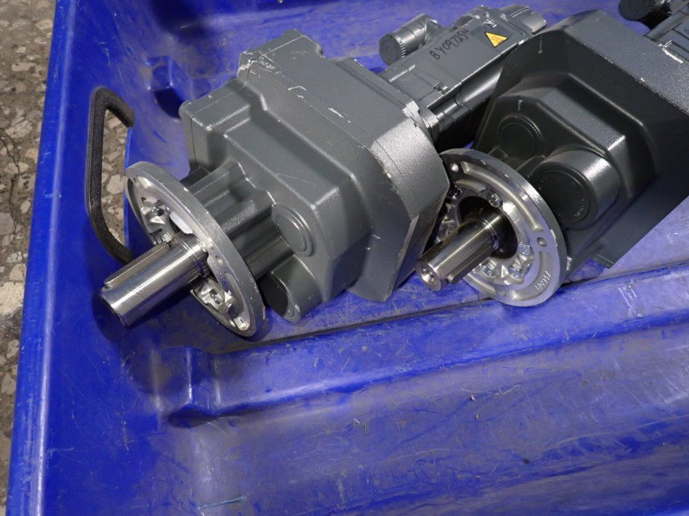 Siemens Servo Gearmotors - 1fg1102-1rc2