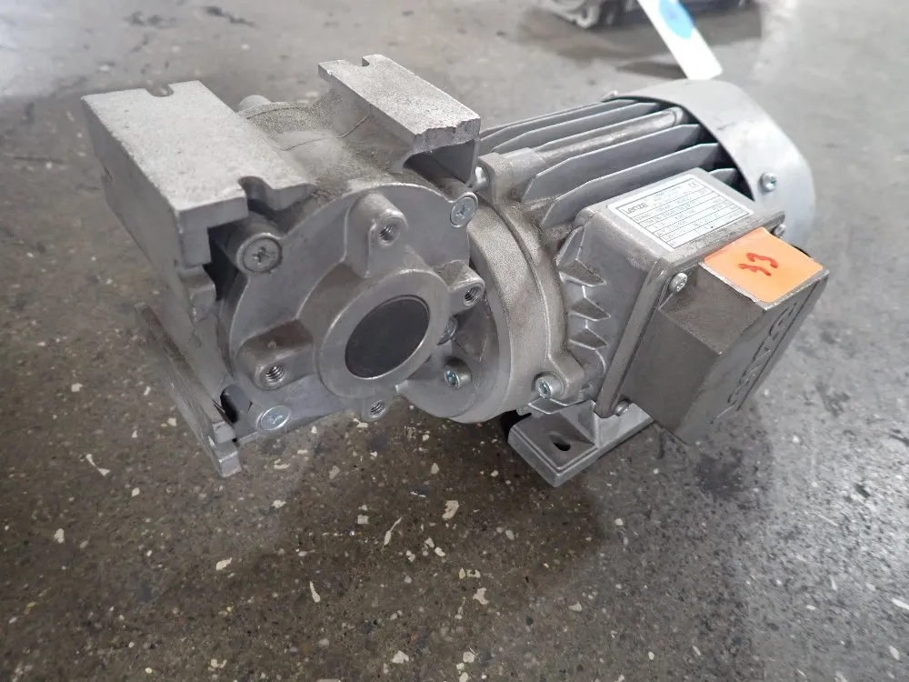Lenze 0.8kw Motor - Ssn40-iuvap-063c22