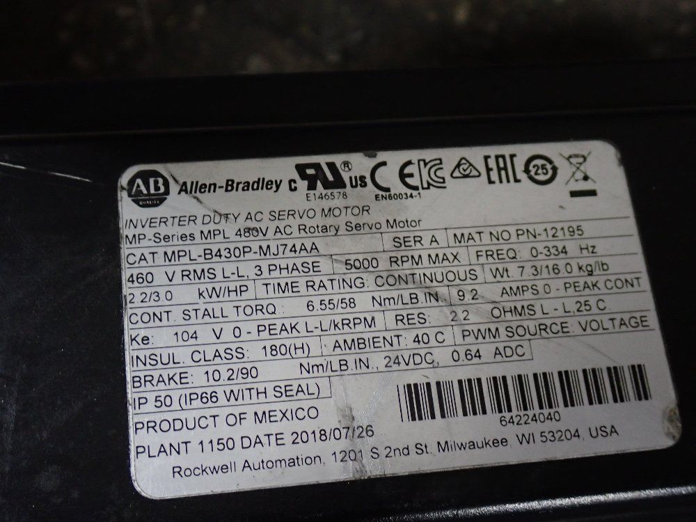 Allen-bradley 3 Hp Servo Motor - Mpl-b430p-nj74aa
