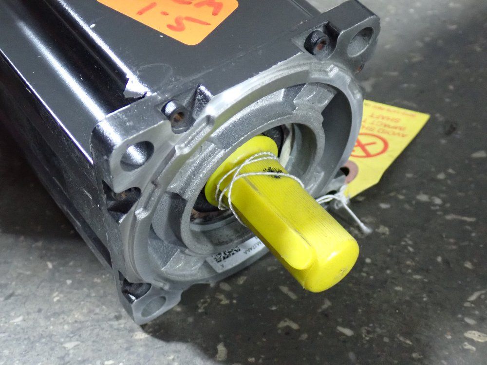 Allen-bradley 3 Hp Servo Motor - Mpl-b430p-nj74aa