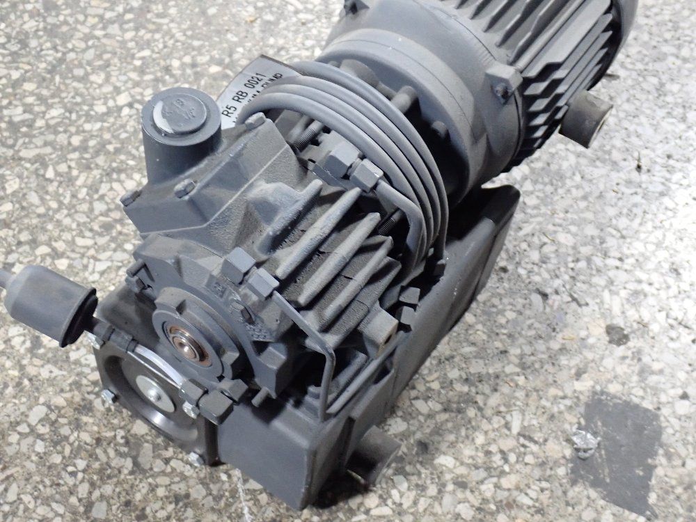 Busch 0.7 Kw Vacuum Pump - R5 Rb 0021 C