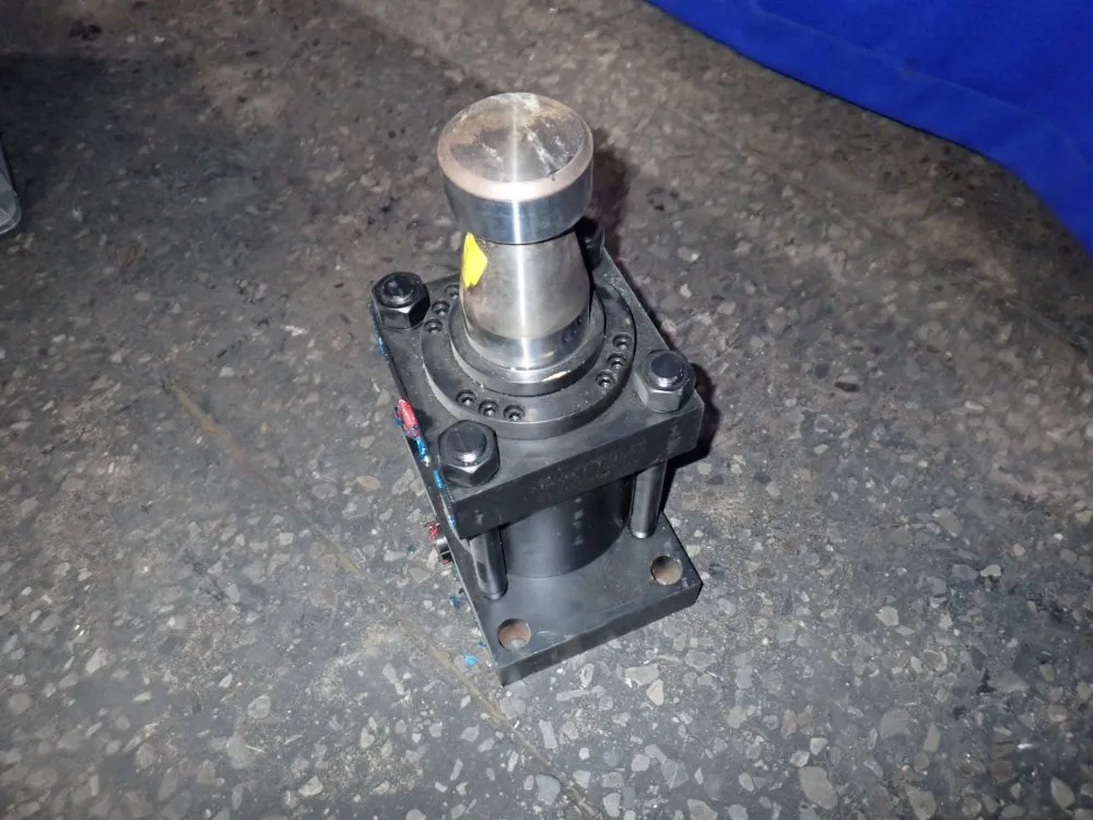 Eaton Hydraulic Cylinder