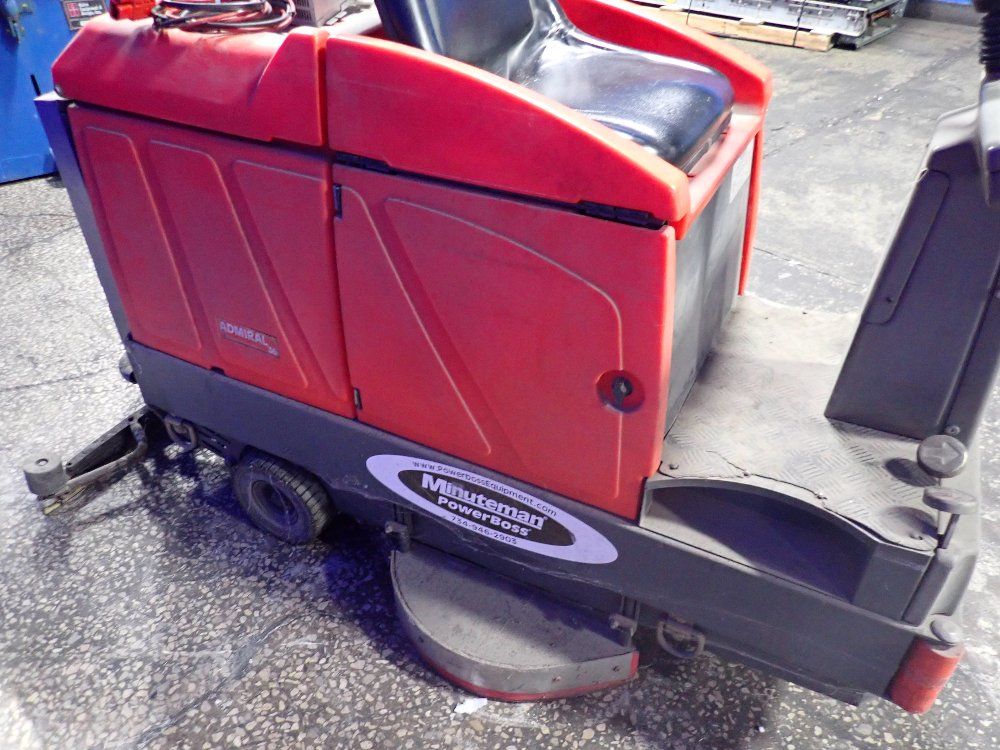 Minute Men Powerboss Electric Floor Scrubber\conveyor Belt System - Admiral 36