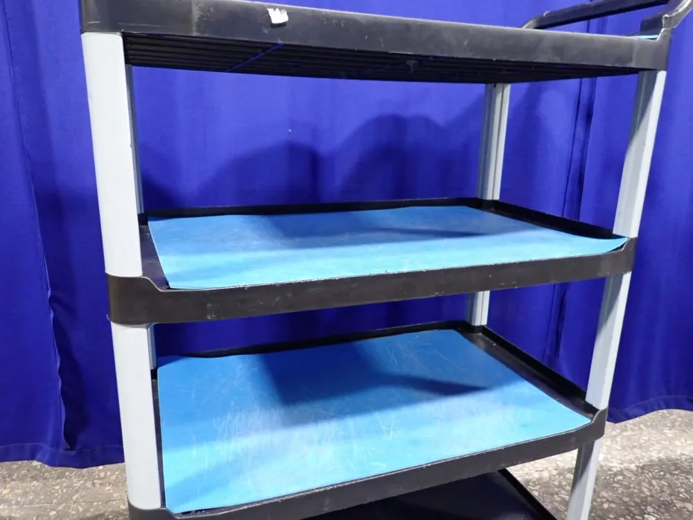 4 Shelves / 19 1/2" X 33 1/2" Cart